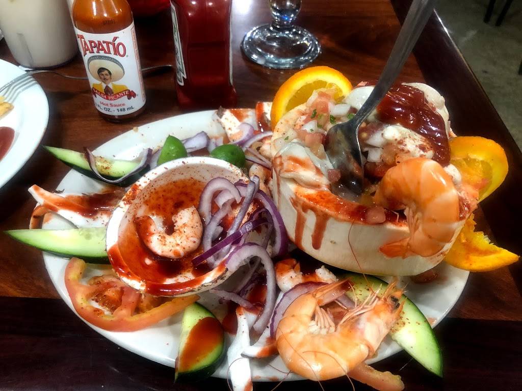 Mariscos Mazatlan | 3325 S Robinson Ave, Oklahoma City, OK 73109 | Phone: (405) 631-1755