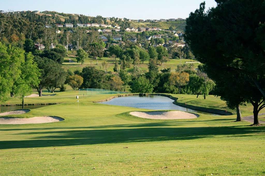 Anaheim Hills Golf Course | 6501 Nohl Ranch Rd, Anaheim, CA 92807, USA | Phone: (714) 998-3041