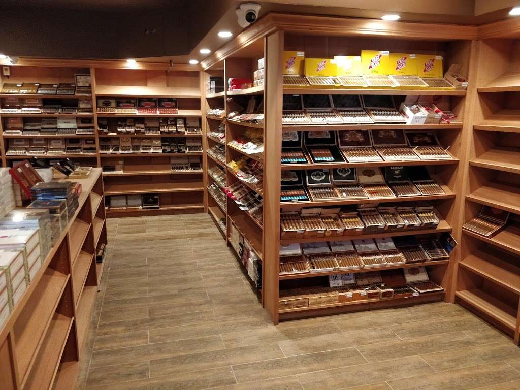 Humidor Of Lisle | 1600 Ogden Ave, Lisle, IL 60532, USA | Phone: (630) 796-6100