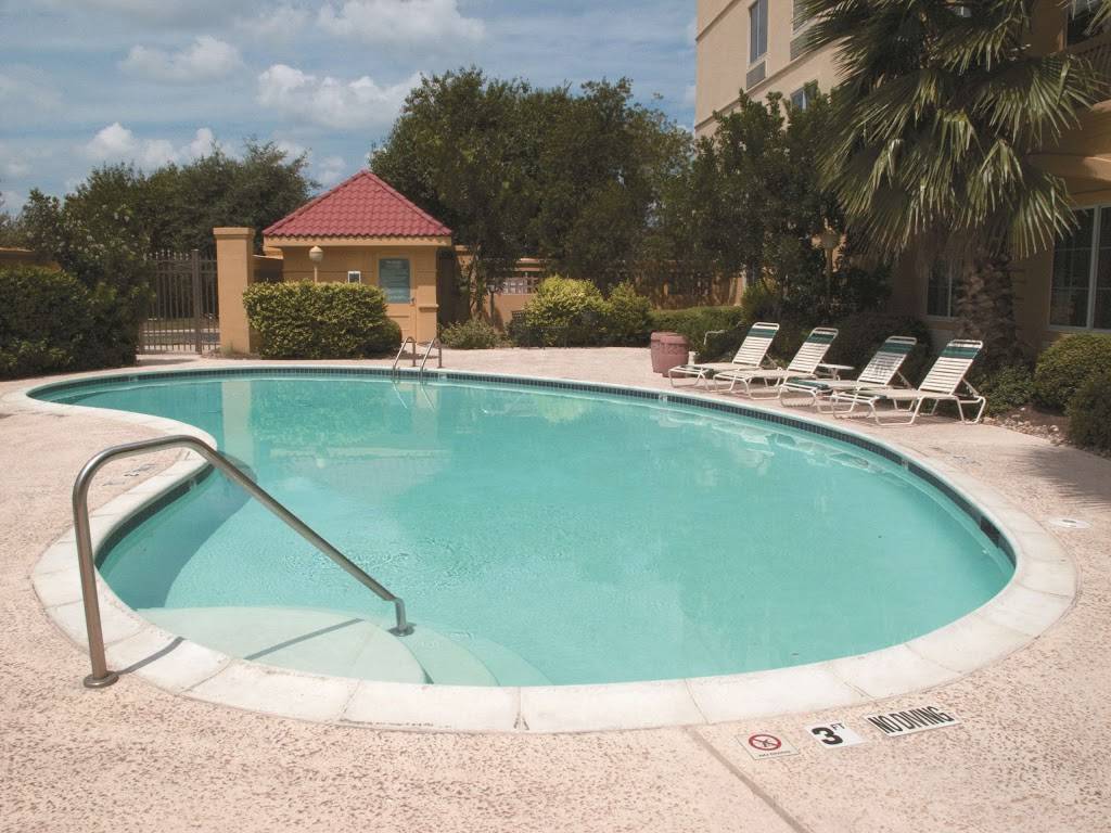 La Quinta Inn & Suites by Wyndham Austin Southwest | 4424 S MoPac Expy, Austin, TX 78735, USA | Phone: (512) 899-3000