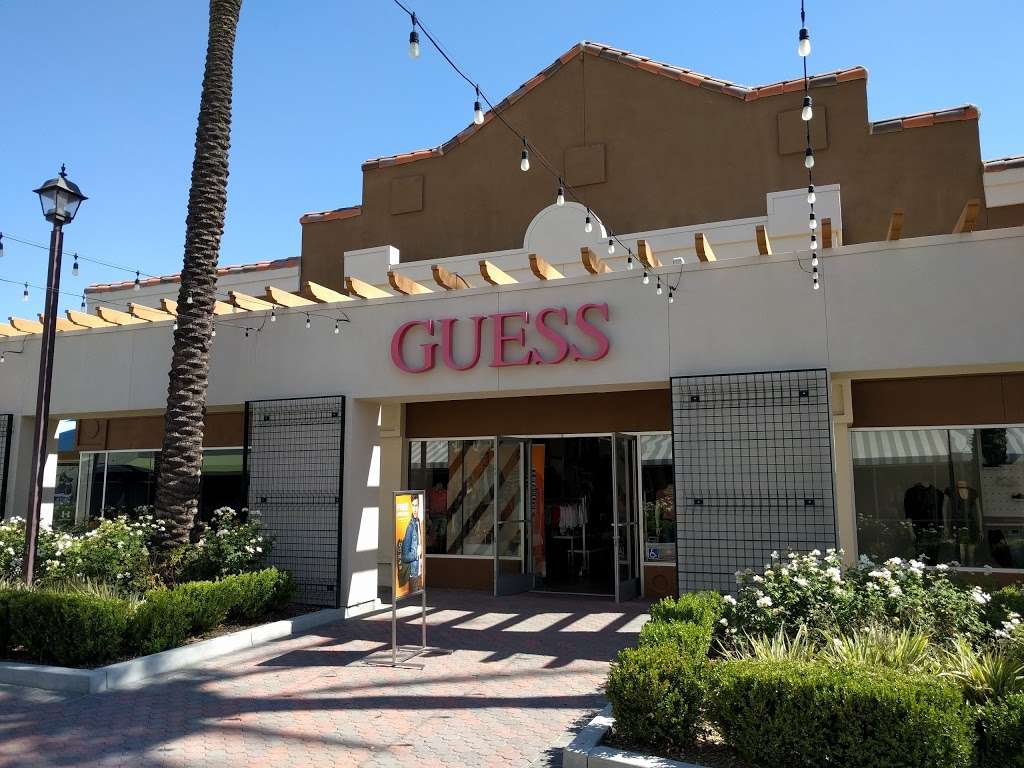 GUESS Factory | 17600 Collier Ave #136, Lake Elsinore, CA 92530, USA | Phone: (951) 471-3012