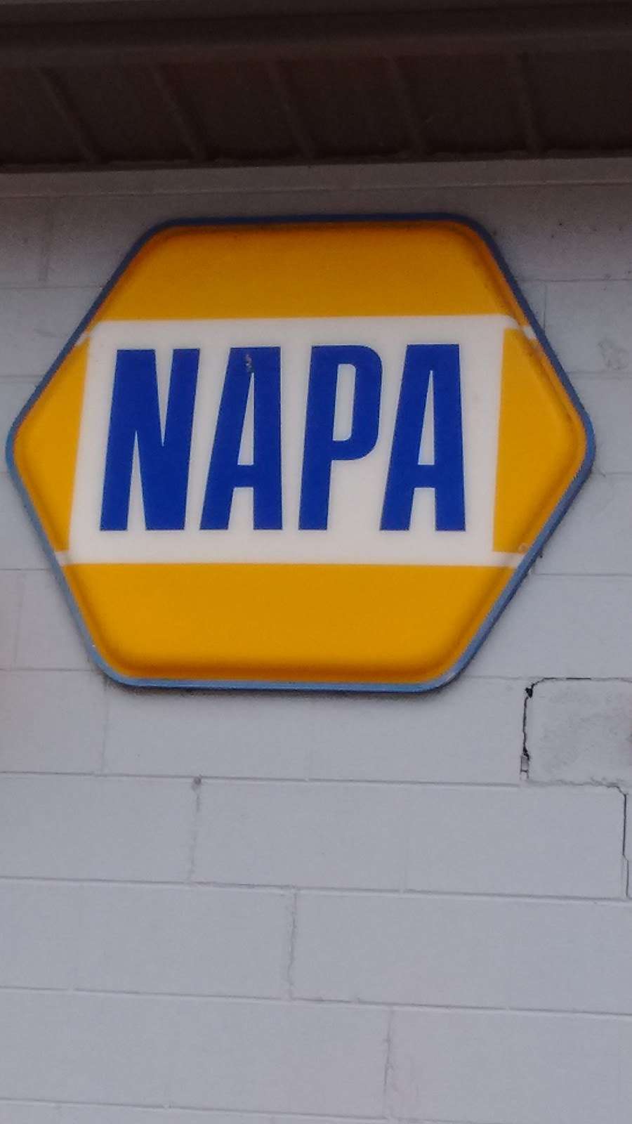 NAPA Auto Parts - Southern Indiana Parts | 2412 East, State Rd 46, Nashville, IN 47448, USA | Phone: (812) 988-7472