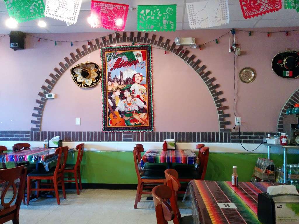 Los Aztecas Restaurant | 500 U.S. 9, Bayville, NJ 08721 | Phone: (732) 237-0800