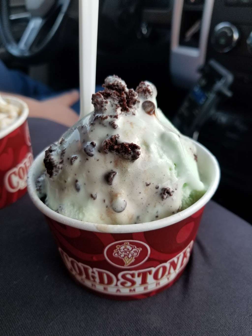 Cold Stone Creamery | 2950 Johnson Dr Ste 115, Ventura, CA 93003, USA | Phone: (805) 658-1129