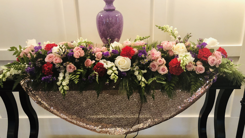 LDFloral Design Flowers and Gifts | 265 S Chestnut St, Monrovia, IN 46157, USA | Phone: (317) 653-0676