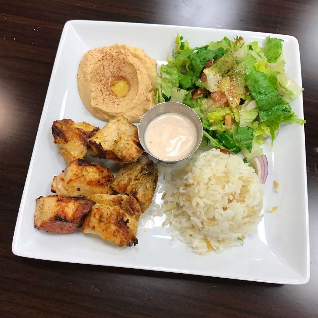 Garlic Mediterranean Grill and Catering | 3099 El Camino Real, Santa Clara, CA 95051, USA | Phone: (408) 241-1900