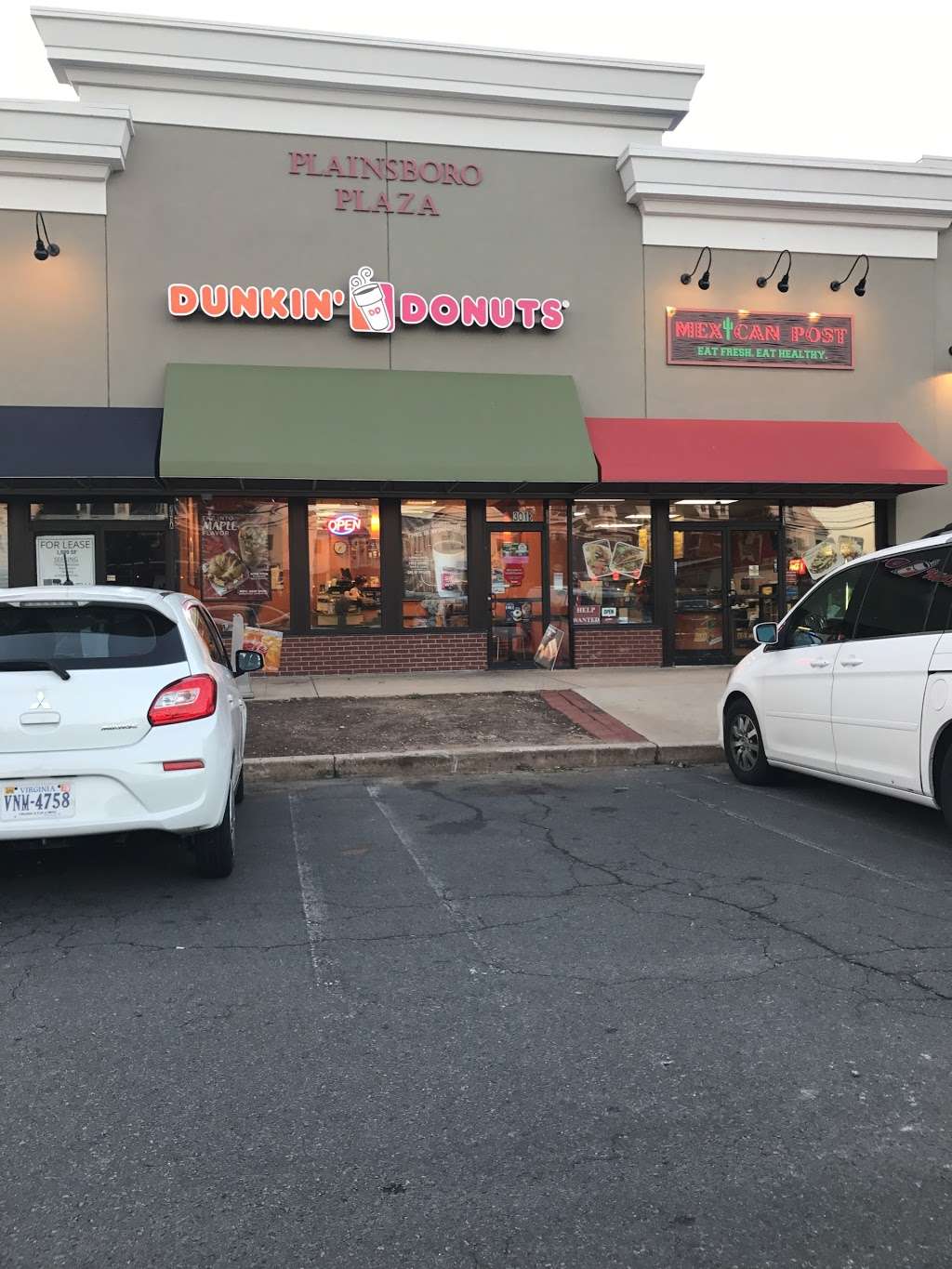 Dunkin Donuts | 10 Schalks Crossing Rd #301b, Plainsboro Township, NJ 08536, USA | Phone: (609) 285-5134