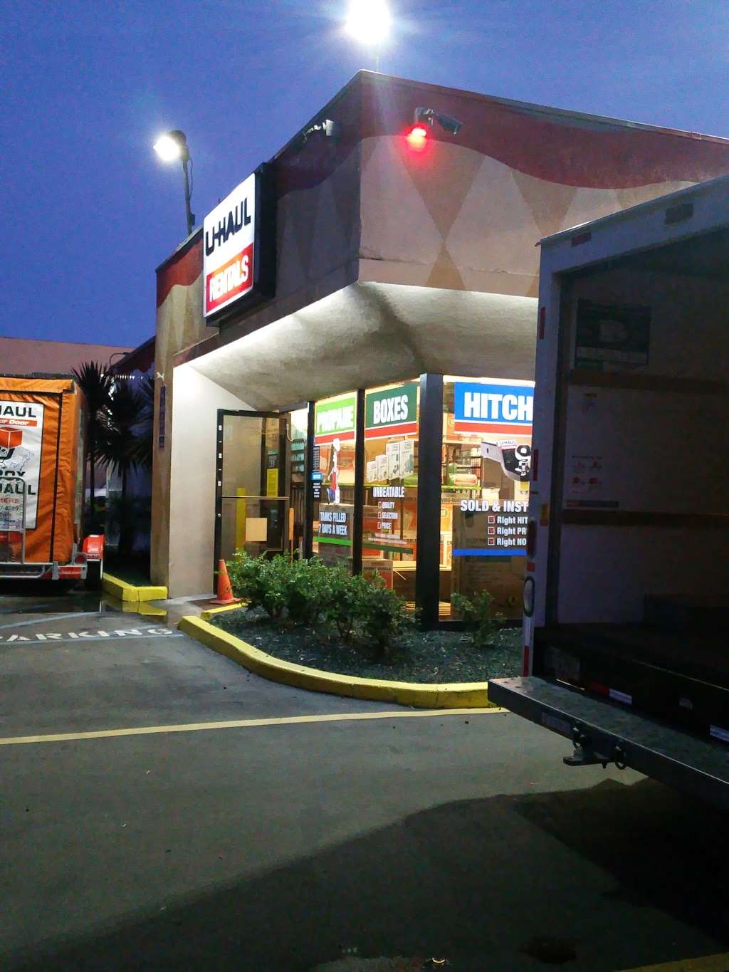 U-Haul of Ventura | 1322 E Thompson Blvd, Ventura, CA 93001, USA | Phone: (805) 648-7905