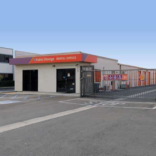 Public Storage | 2361 W Commonwealth Ave, Fullerton, CA 92833, USA | Phone: (657) 217-0529