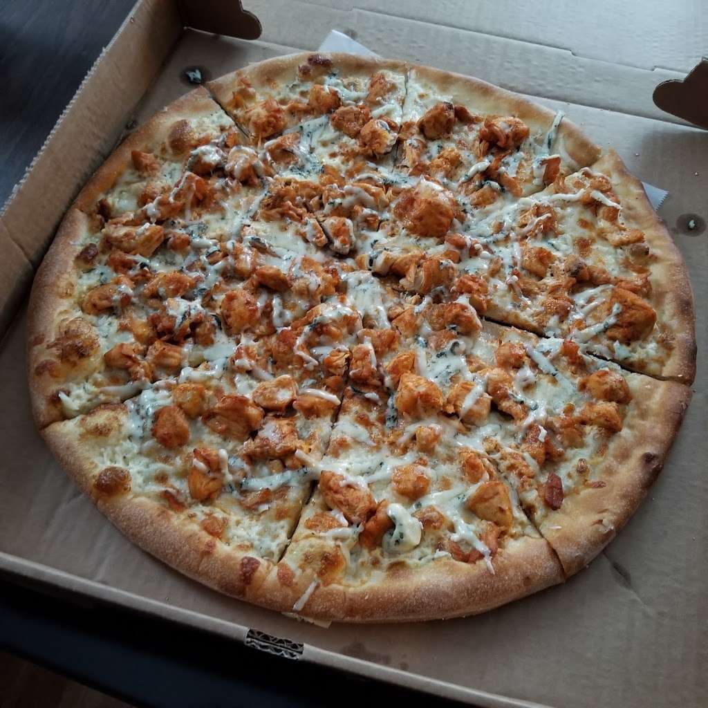 Antonios Pizza By The Slice Kitchen & Bar - Pawtucket | 727 East Ave, Pawtucket, RI 02860 | Phone: (401) 725-0808