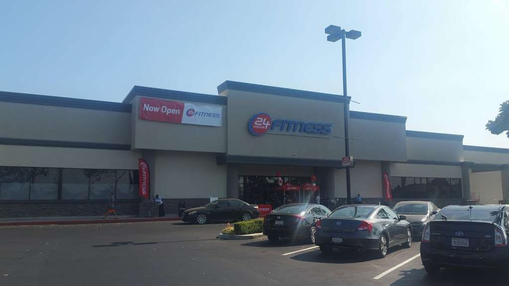 24 Hour Fitness Super Sport | 12120 E Carson St, Hawaiian Gardens, CA 90716, USA | Phone: (562) 384-4942