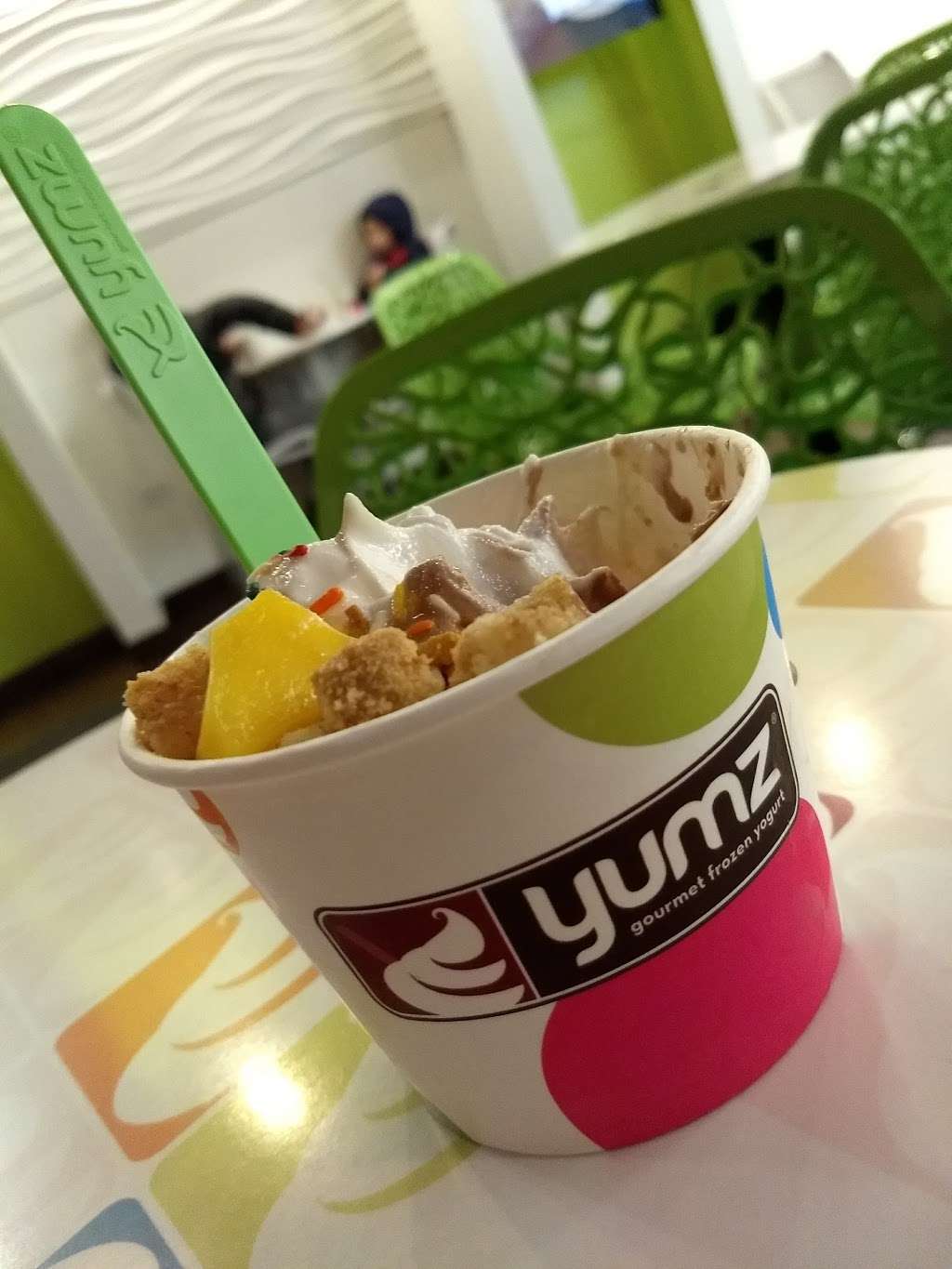 Yumz Gourmet Frozen Yogurt Crystal Lake | 5006 Northwest Hwy, Crystal Lake, IL 60014 | Phone: (815) 459-3073