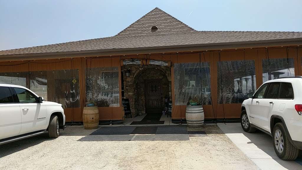 Triassic Vineyards | 24627 Cummings Valley Rd, Tehachapi, CA 93561, USA | Phone: (661) 822-5341