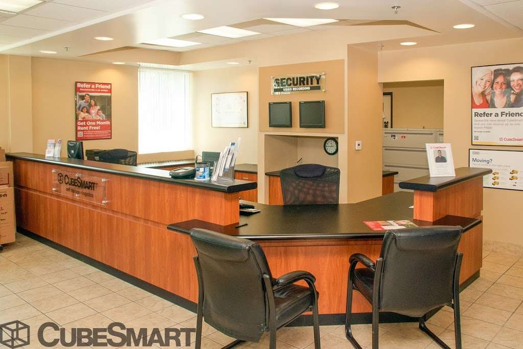 CubeSmart Self Storage | 44618 Pechanga Pkwy, Temecula, CA 92592, USA | Phone: (951) 676-6606