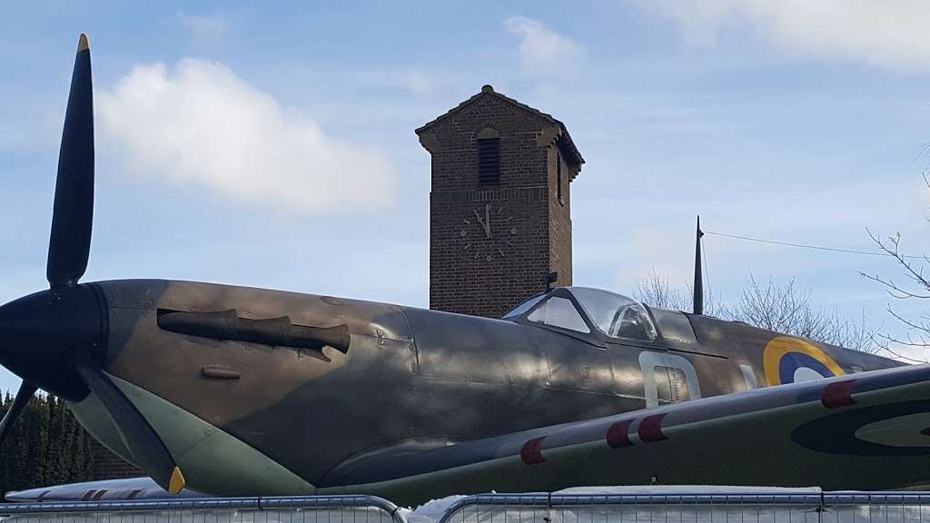 Biggin Hill Memorial Museum | St. Georges RAF Chapel of Remembrance, Main Rd, Biggin Hill, Westerham TN16 3EJ, UK