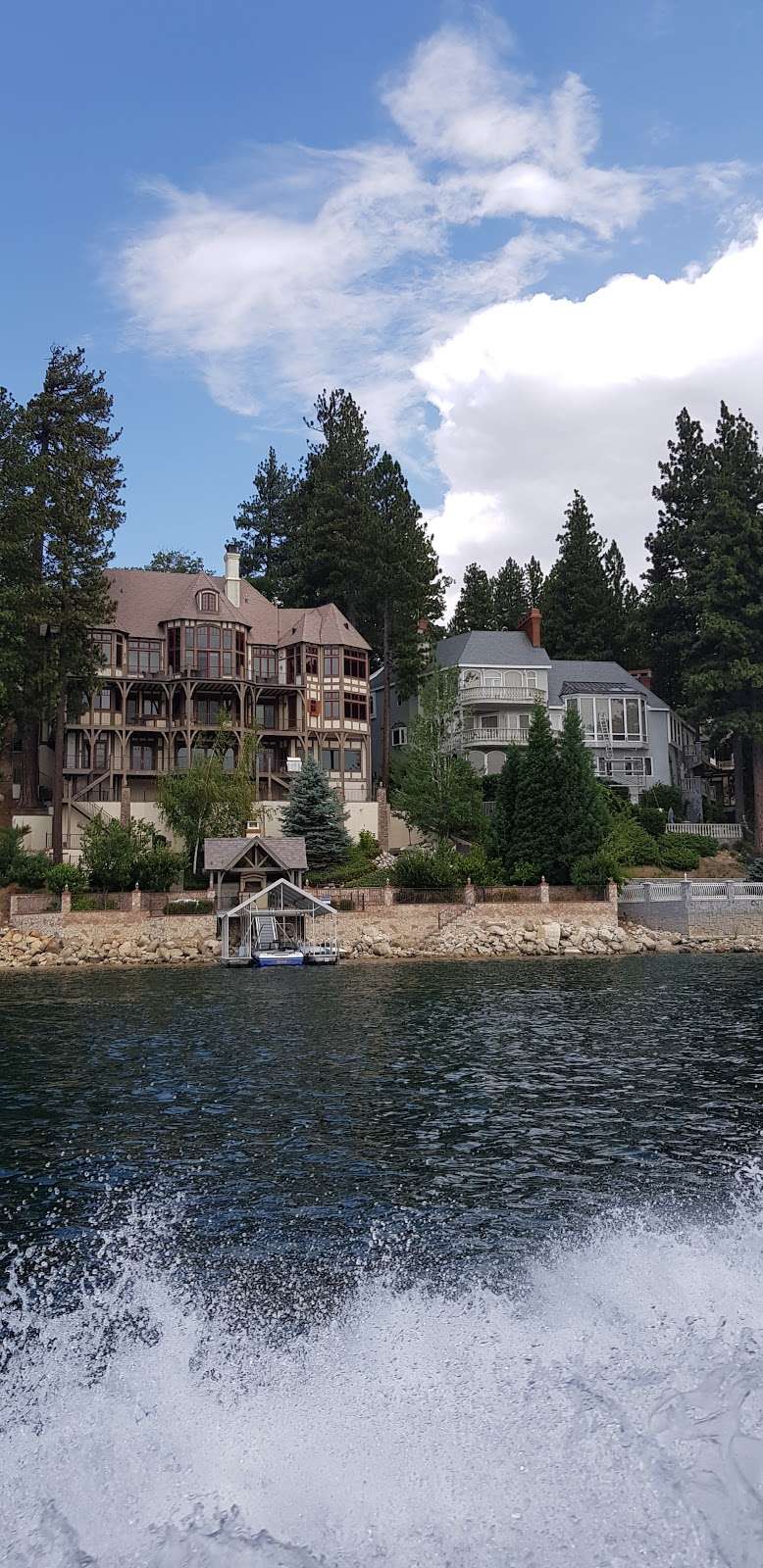 McKenzies WaterSki School | Lake Arrowhead, CA 92352, USA | Phone: (909) 337-3814