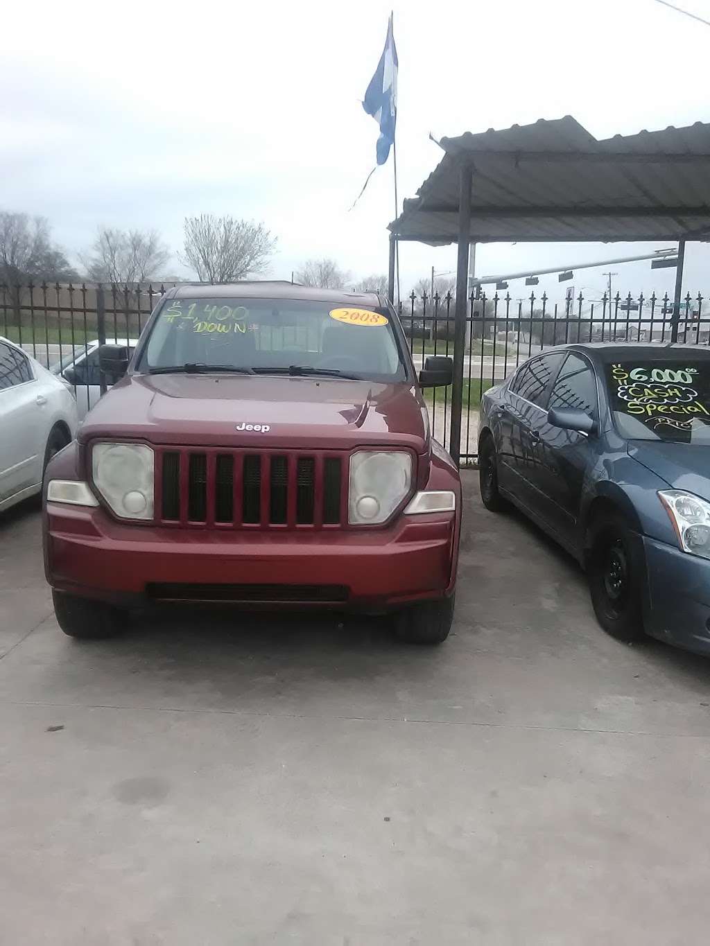 HERMANOS SANCHEZ AUTO SALES LLC | 5959 W Jefferson Blvd, Dallas, TX 75211, USA | Phone: (469) 363-6825