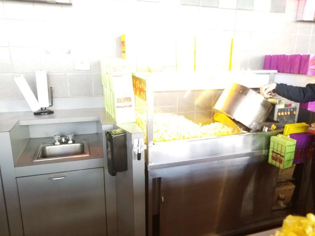 Elvis Cinemas | 6014 S Kipling Pkwy, Littleton, CO 80127, USA | Phone: (303) 948-9461