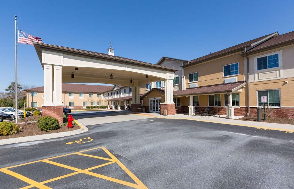 Cedar Lake Assisted Living & Memory Care | 777 Church St, Lake Zurich, IL 60047, USA | Phone: (847) 847-4425