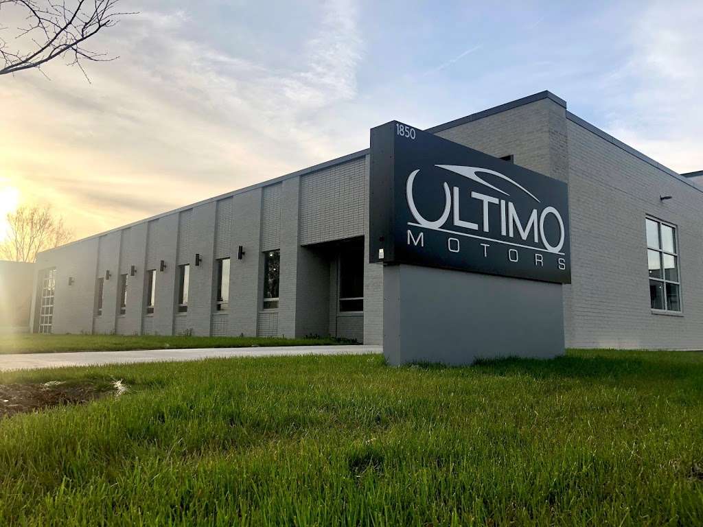 Ultimo Motors North Shore | 1850 Holste Rd, Northbrook, IL 60062, USA | Phone: (847) 565-6507