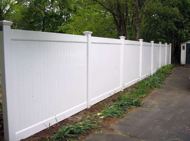 Mutual Fence Co. LLC | 219 S Franklin St, Holbrook, MA 02343 | Phone: (781) 767-1070