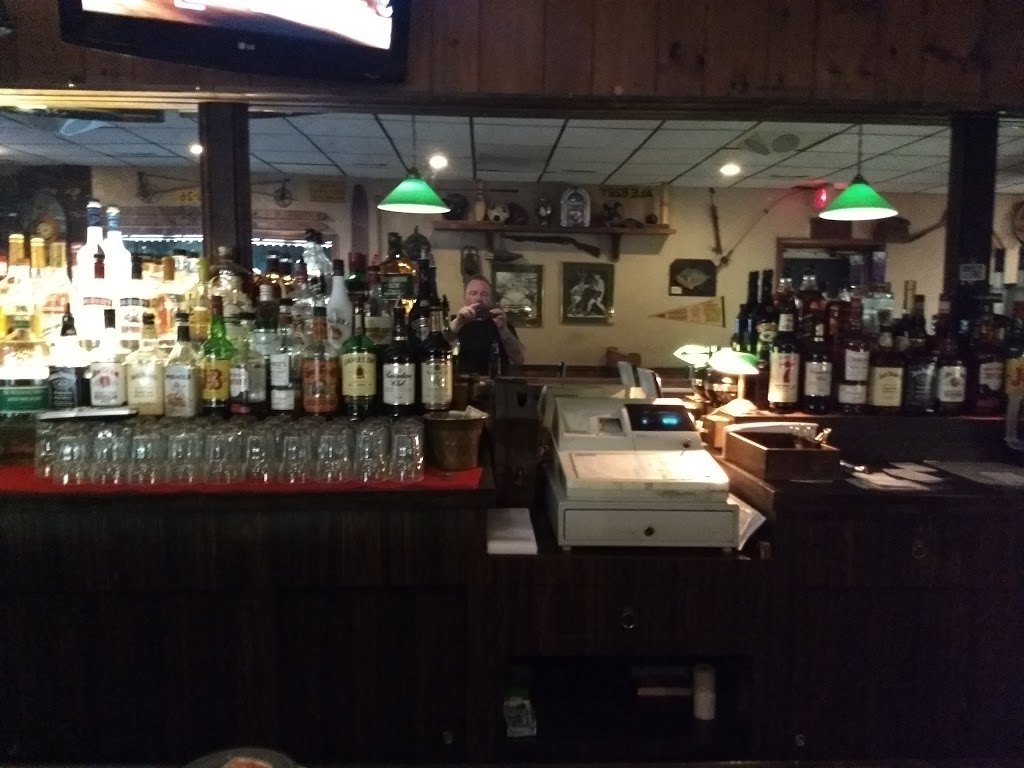 Oak Lounge | 810 N Montello St, Brockton, MA 02301, USA | Phone: (508) 580-8880