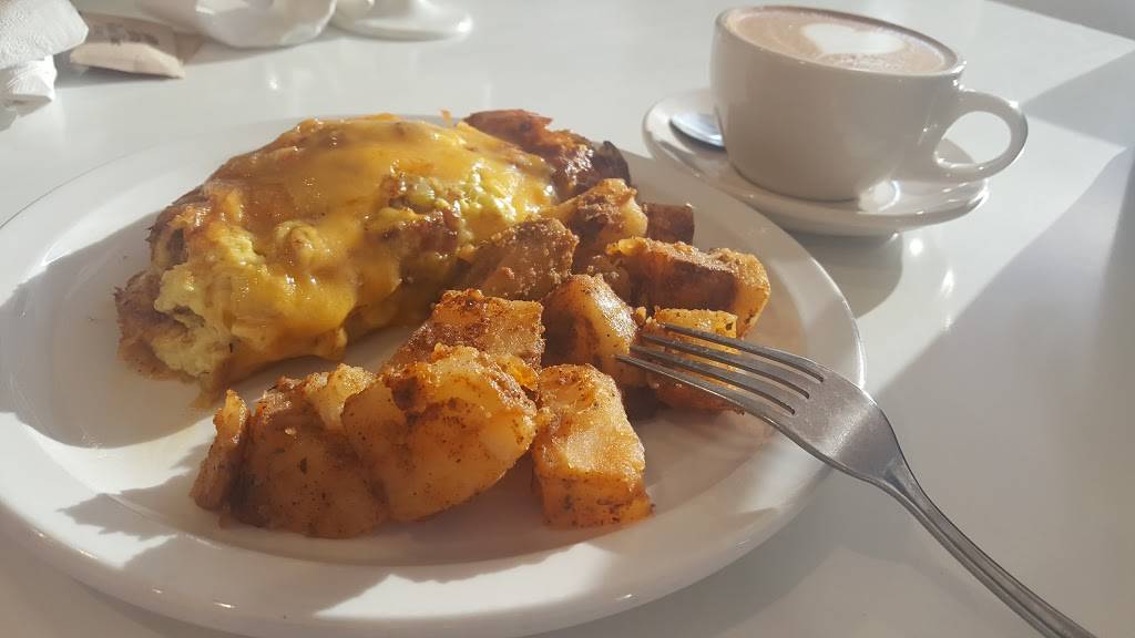 Bisbee Breakfast Club Broadway | 2936 E Broadway Blvd, Tucson, AZ 85716, USA | Phone: (520) 327-0029