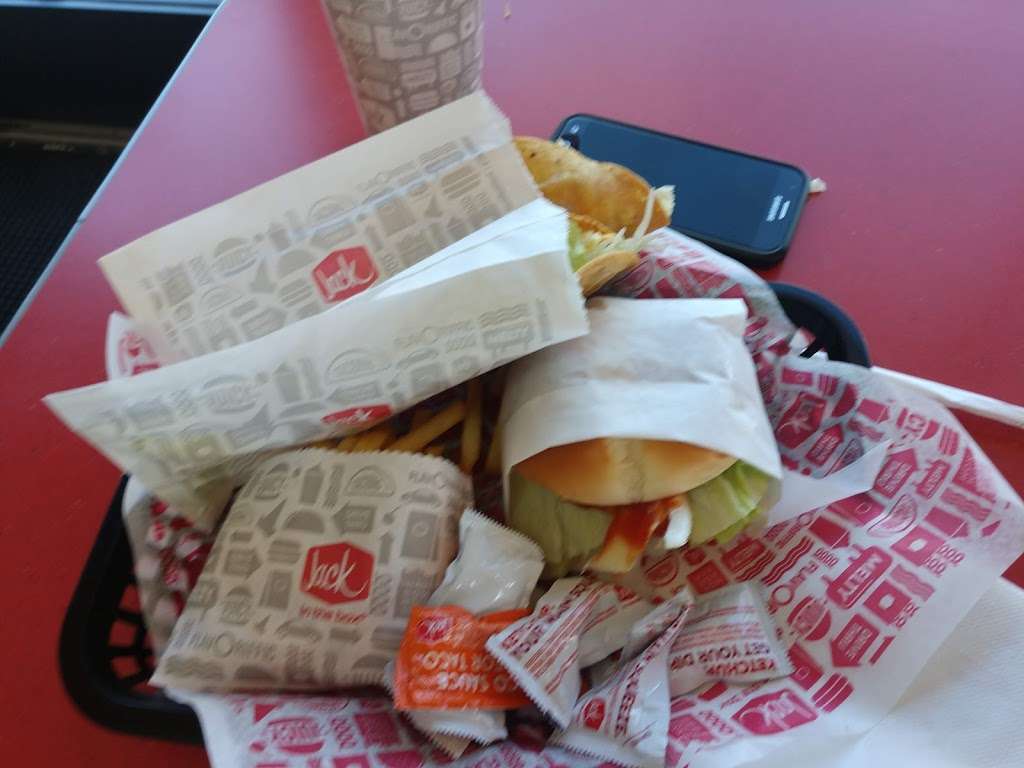 Jack in the Box | 4737 Imperial Hwy, Inglewood, CA 90304, USA | Phone: (310) 673-5025