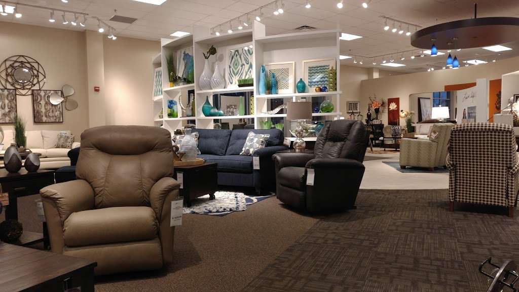 La-Z-Boy Home Furnishings & Décor | 9110 Rockville Rd, Indianapolis, IN 46234 | Phone: (317) 960-5555