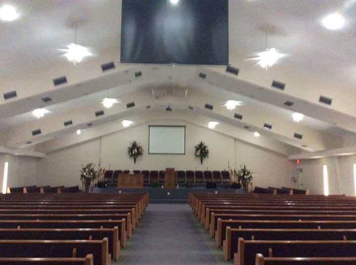 Iglesia Evangelica | 2306 Broadway St, Houston, TX 77012, USA | Phone: (713) 645-0054