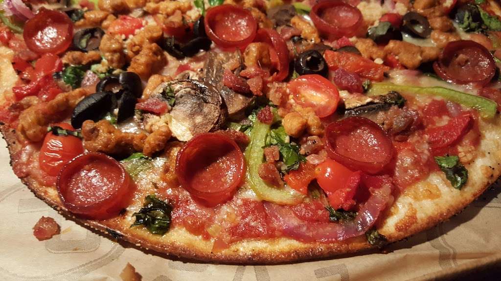 Pieology Pizzeria | 5620 Del Sol Dr, Arvin, CA 93203, USA | Phone: (661) 858-2689