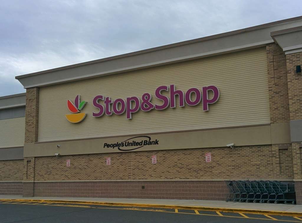 Stop & Shop | 100 Main St N, Southbury, CT 06488, USA | Phone: (203) 262-4555