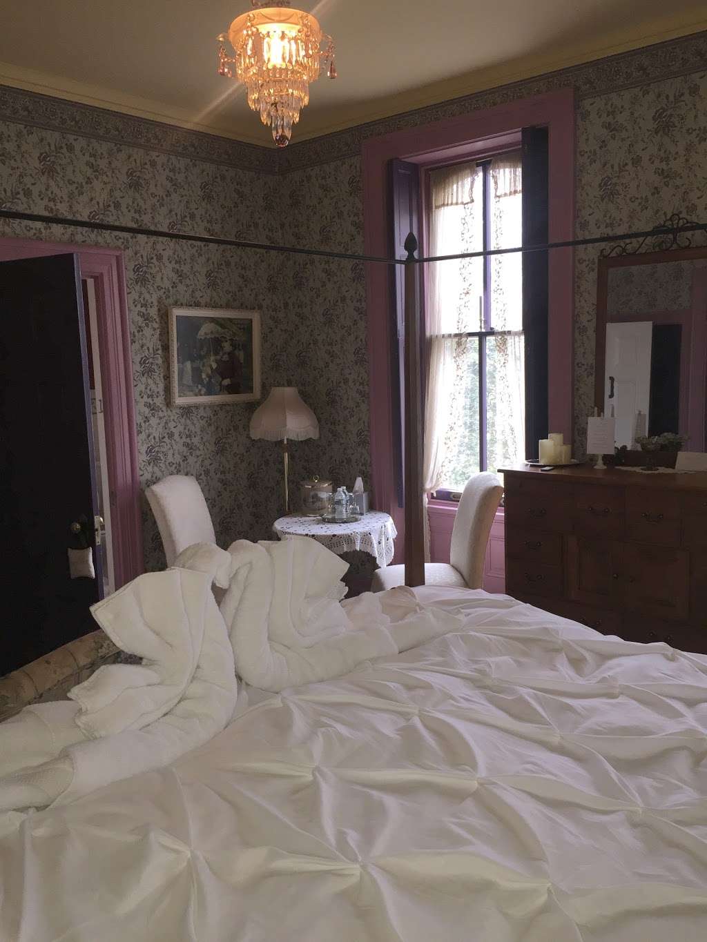 Susquehanna Manor Inn Bed and Breakfast | 3272 Maytown Rd, Marietta, PA 17547, USA | Phone: (717) 604-1854