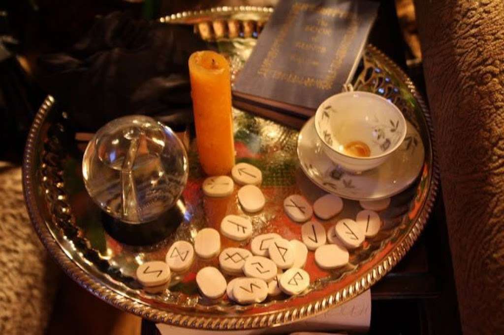Psychic travelers | 2646 Belknap Ave, Dallas, TX 75216, USA | Phone: (972) 752-1148