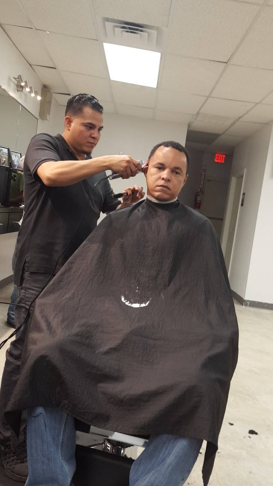 Quintero’s barber shop | 2439 Goldfinch Ln, Garland, TX 75042, USA | Phone: (469) 475-5764