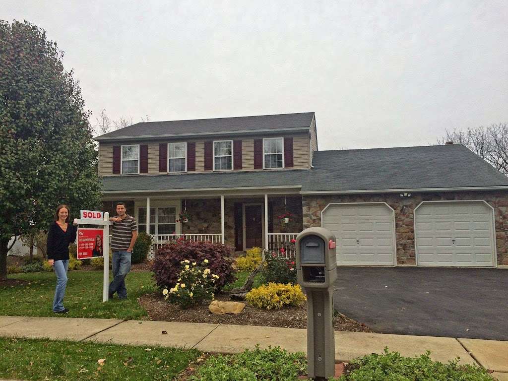 Faith Brenneisen - Keller Williams Real Estate | 40 S Cedar Crest Blvd, Allentown, PA 18104, USA | Phone: (484) 695-0932