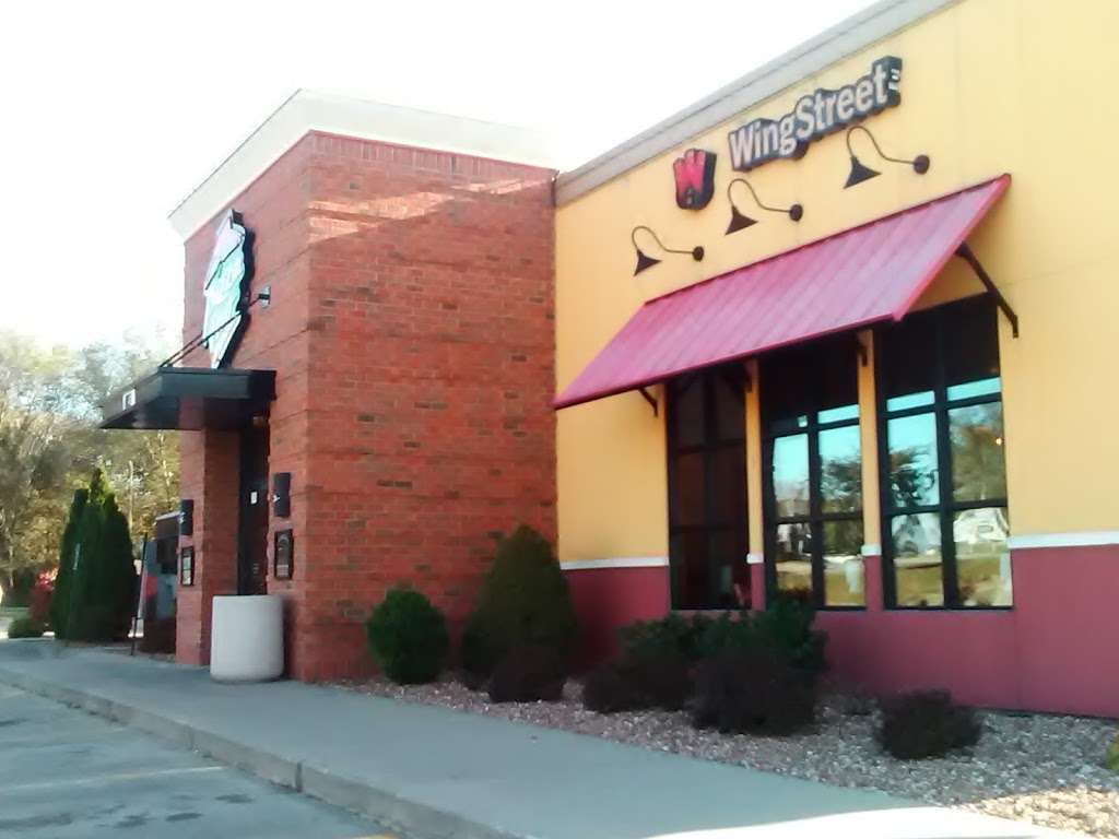 Pizza Hut | 1103 Rose Ave, Excelsior Springs, MO 64024, USA | Phone: (816) 630-6026