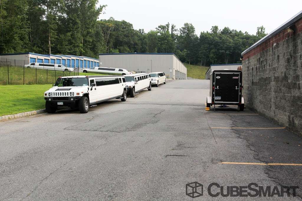 CubeSmart Self Storage | 3277 Crompond Rd, Yorktown Heights, NY 10598, USA | Phone: (914) 736-1360