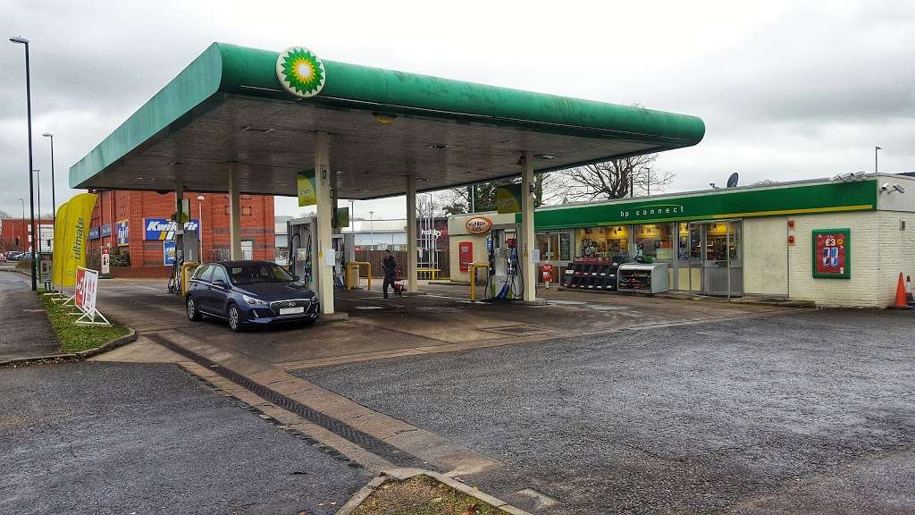 BP | London Rd, Crawley RH10 9TA, UK | Phone: 01293 520493