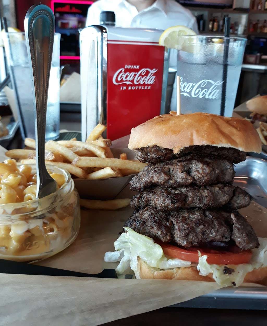 Crafty Burger N Tap | 02352, Denver, NC 28037 | Phone: (704) 966-1820