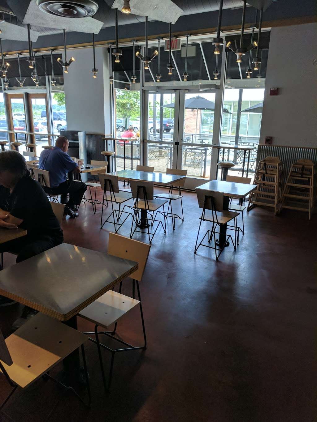 Chipotle Mexican Grill | 811 Butterfield Rd, Wheaton, IL 60189, USA | Phone: (630) 588-9728