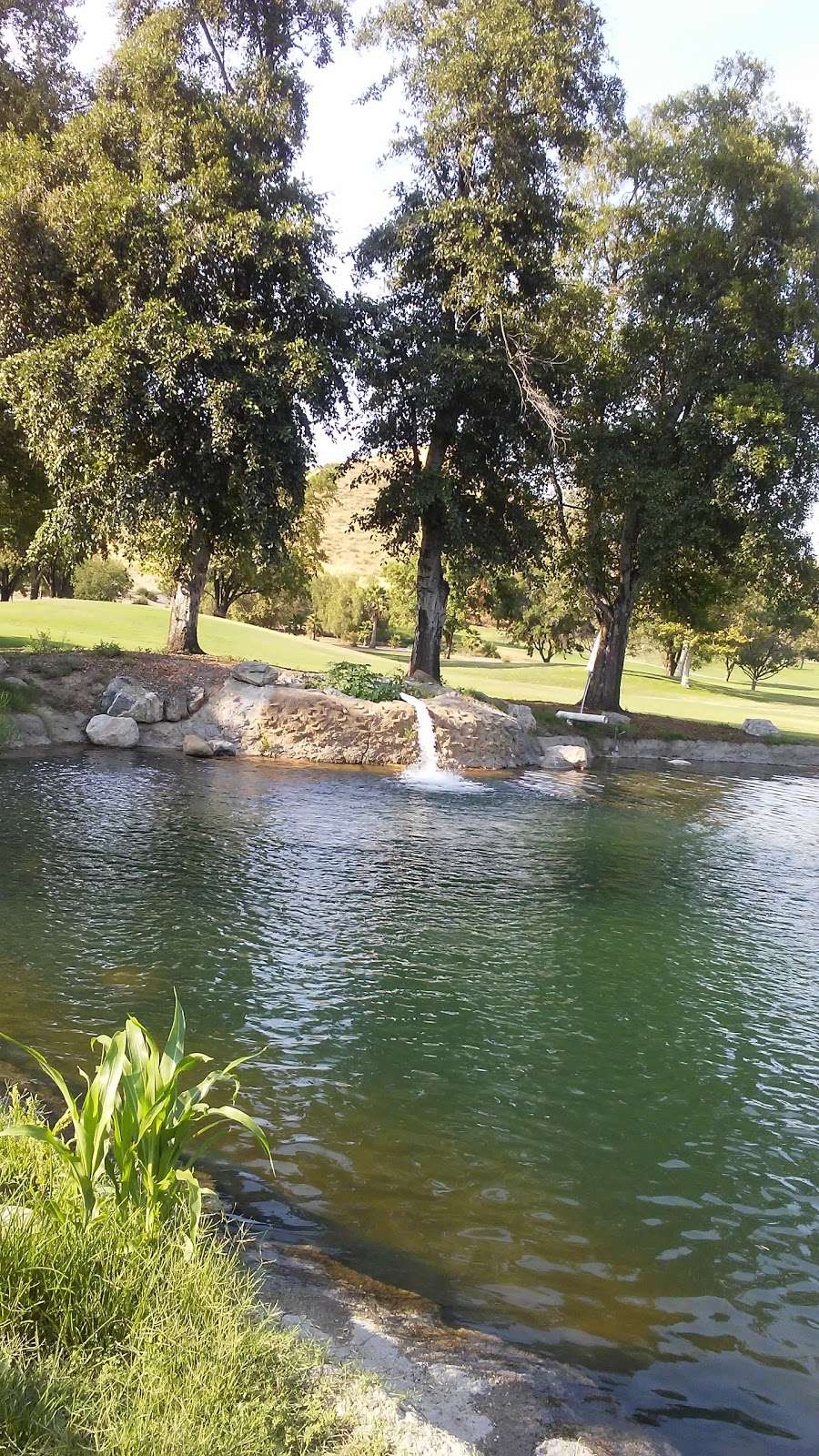Simi Hills Neighborhood Park & Fishing Pond | Simi Valley, CA 93063, USA | Phone: (323) 855-5666