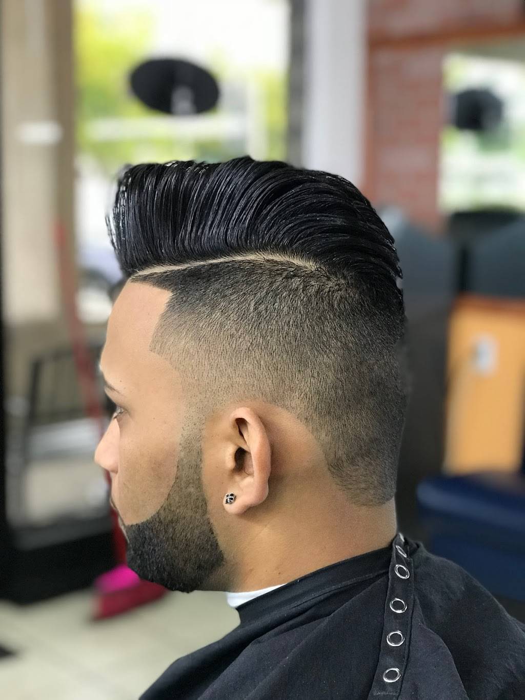 Las Estrellas Barbershop | 4311 W Waters Ave #201, Tampa, FL 33614 | Phone: (813) 403-3387