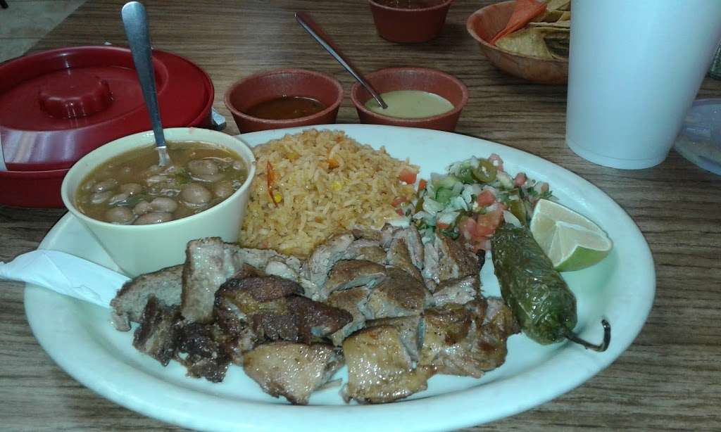 Mi parrillada | 5902 S Flores St, San Antonio, TX 78214, USA | Phone: (210) 922-1858