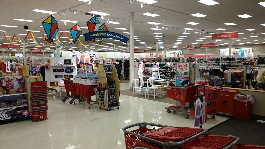 Target | 3343 Daniels Rd, Winter Garden, FL 34787, USA | Phone: (407) 395-0111