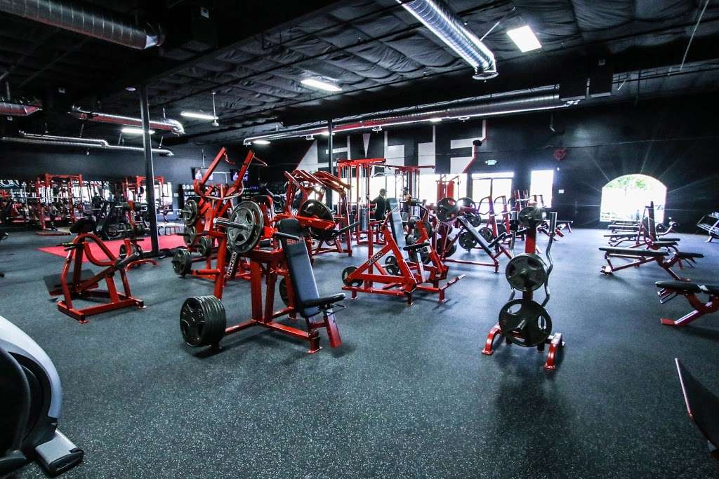 Self Made Training Facility Chino Hills | 2549 Chino Hills Pkwy Ste A, Chino Hills, CA 91709, USA | Phone: (951) 733-2766