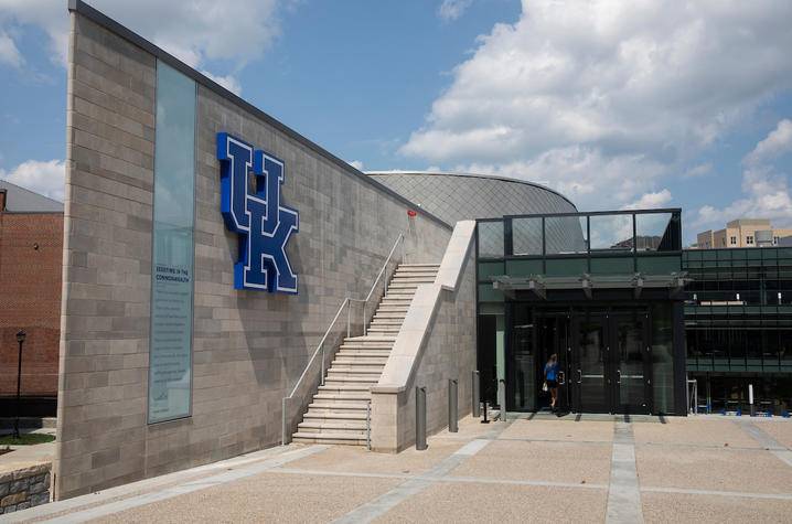 University of Kentucky Visitor Center | 160 Ave of Champions, Lexington, KY 40508, USA | Phone: (859) 257-3595