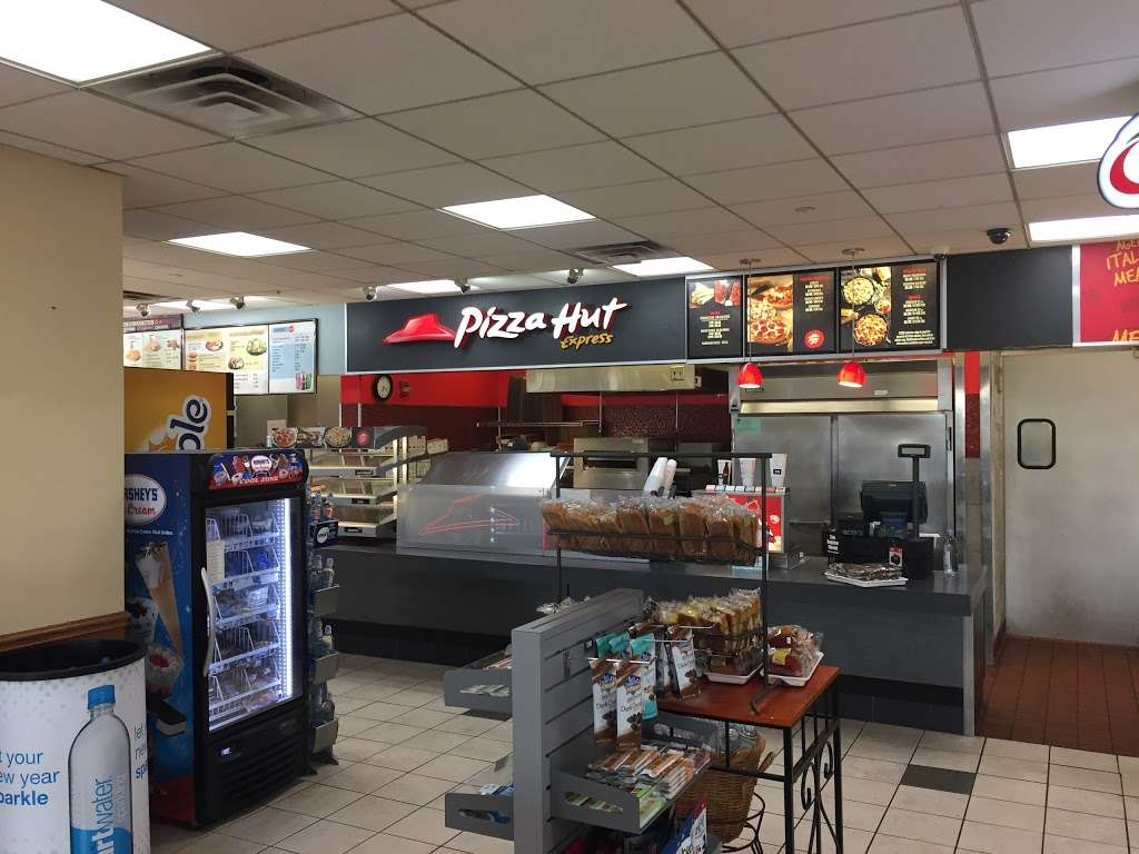 Pizza Hut Express | New Jersey Turnpike, Mile Post 57.8 North, Hamilton Township, NJ 08620, USA
