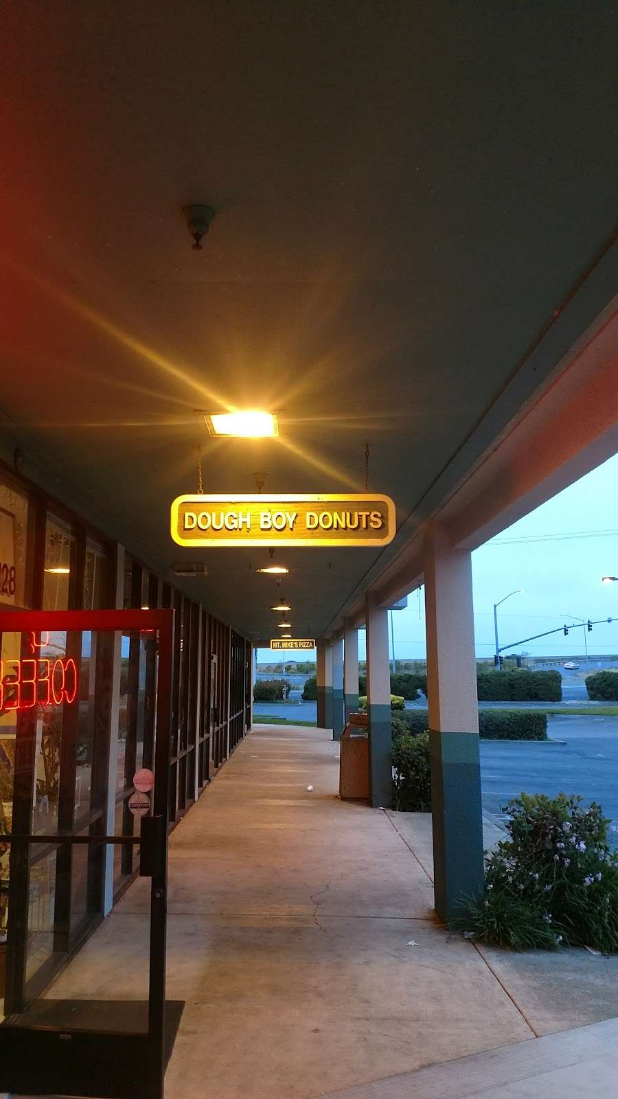 Dough Boy Donuts | 4380 Sonoma Blvd, Vallejo, CA 94589, USA | Phone: (707) 554-1247