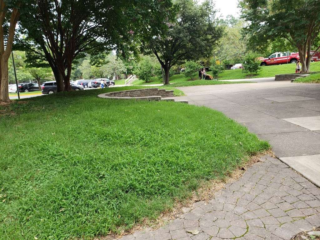 Virginia Highlands Park | 1600 S Hayes St, Arlington, VA 22202, USA | Phone: (703) 228-6525 Virginia Highlands Park | 1600 S Hayes St, Arlington, VA 22202, USA | Phone: (703) 228-6525